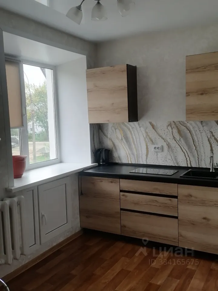 2-к квартира, 40 м², 2/5 эт.