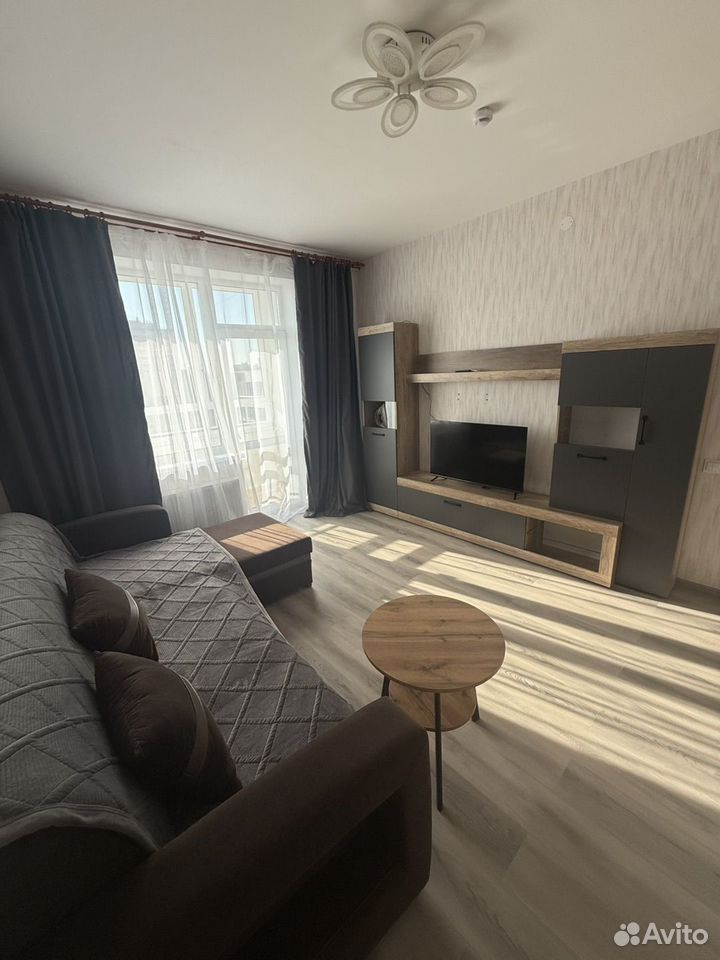 2-к квартира, 57 м², 10/15 эт.