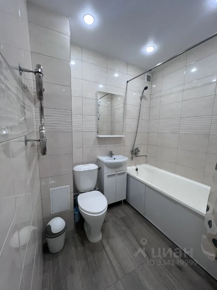 1-к квартира, 38 м², 10/10 эт.