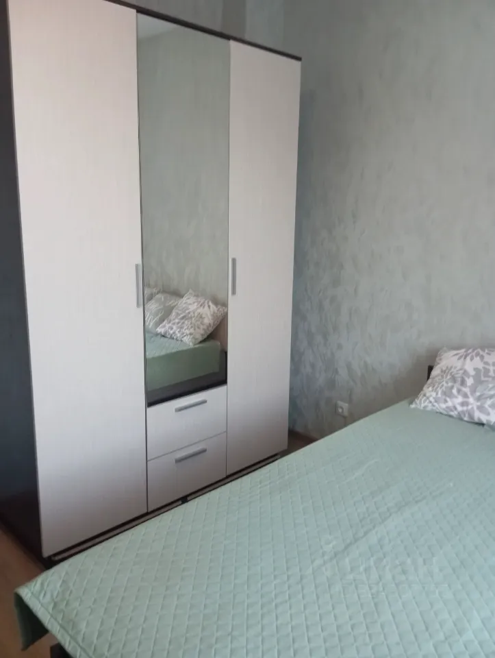 1-к квартира, 57 м², 8/27 эт.