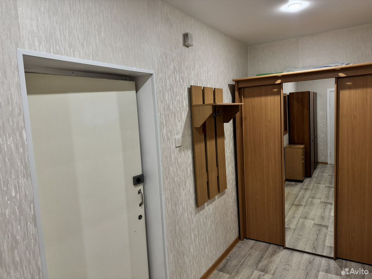 1-к квартира, 54 м², 3/16 эт.