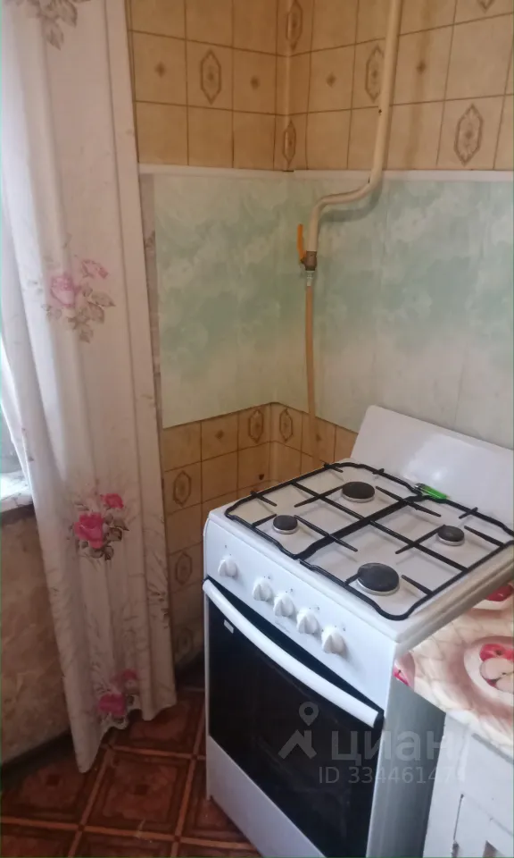 2-к квартира, 55 м², 1/10 эт.