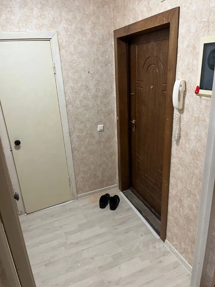 1-к квартира, 40 м², 4/10 эт.