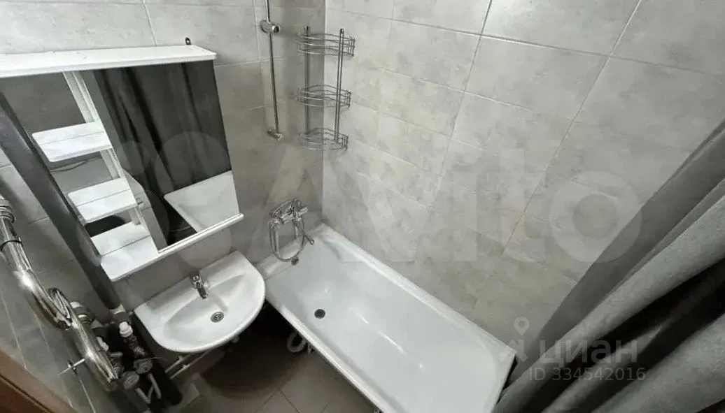 1-к квартира, 40 м², 12/17 эт.