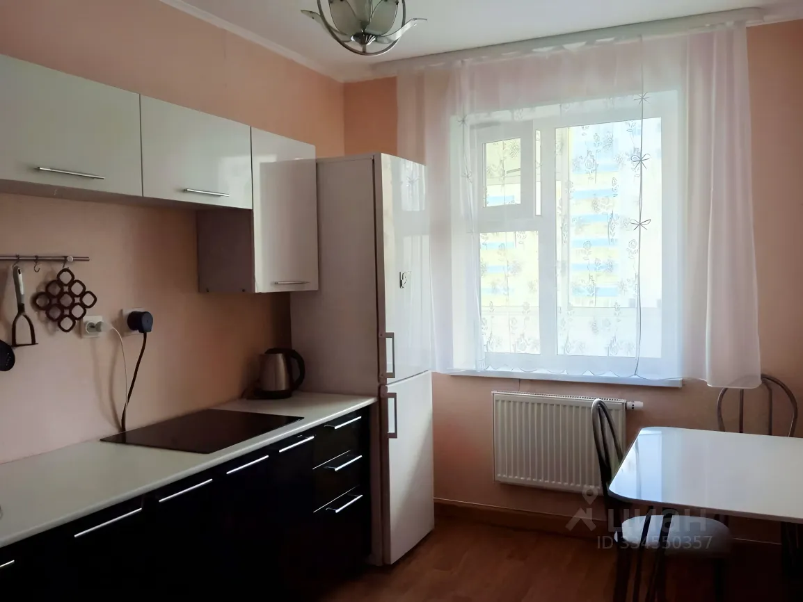 1-к квартира, 37.9 м², 4/10 эт.