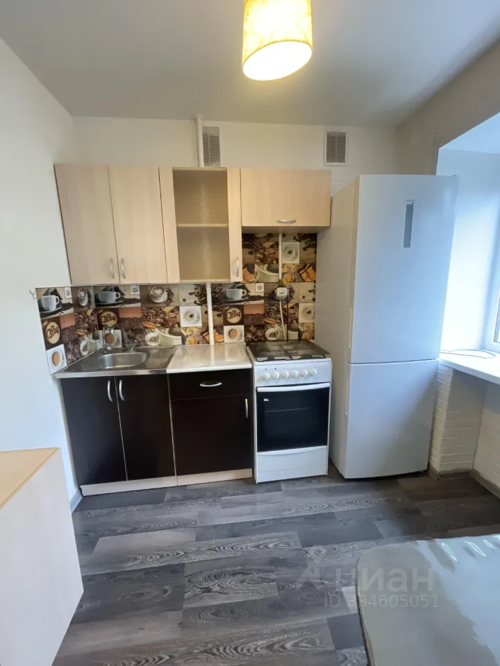 2-к квартира, 42 м², 3/4 эт.