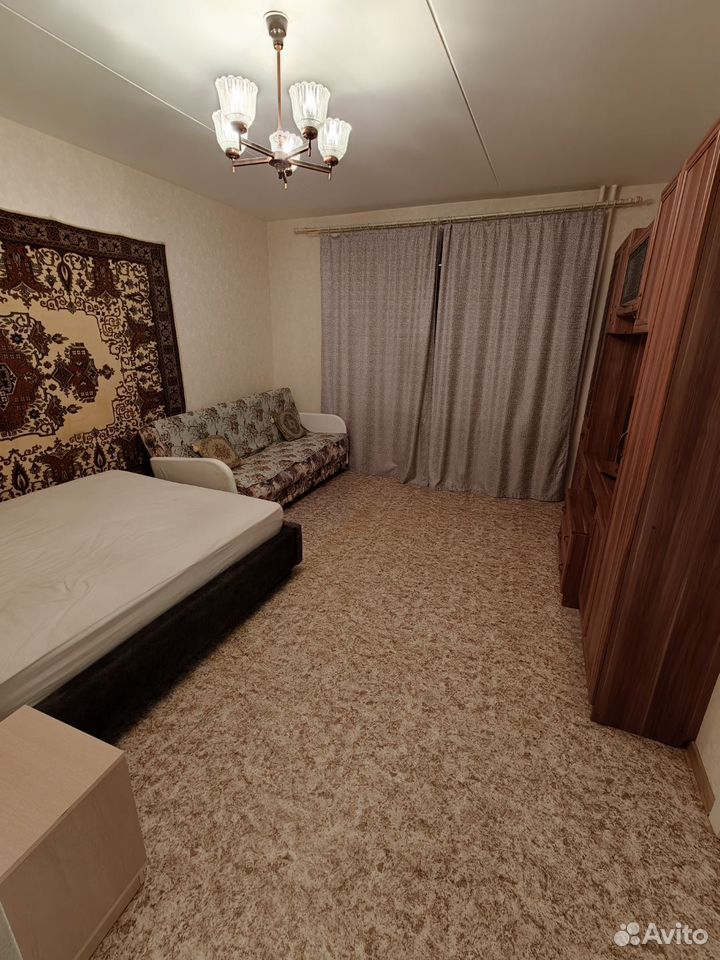 1-к квартира, 43 м², 4/9 эт.
