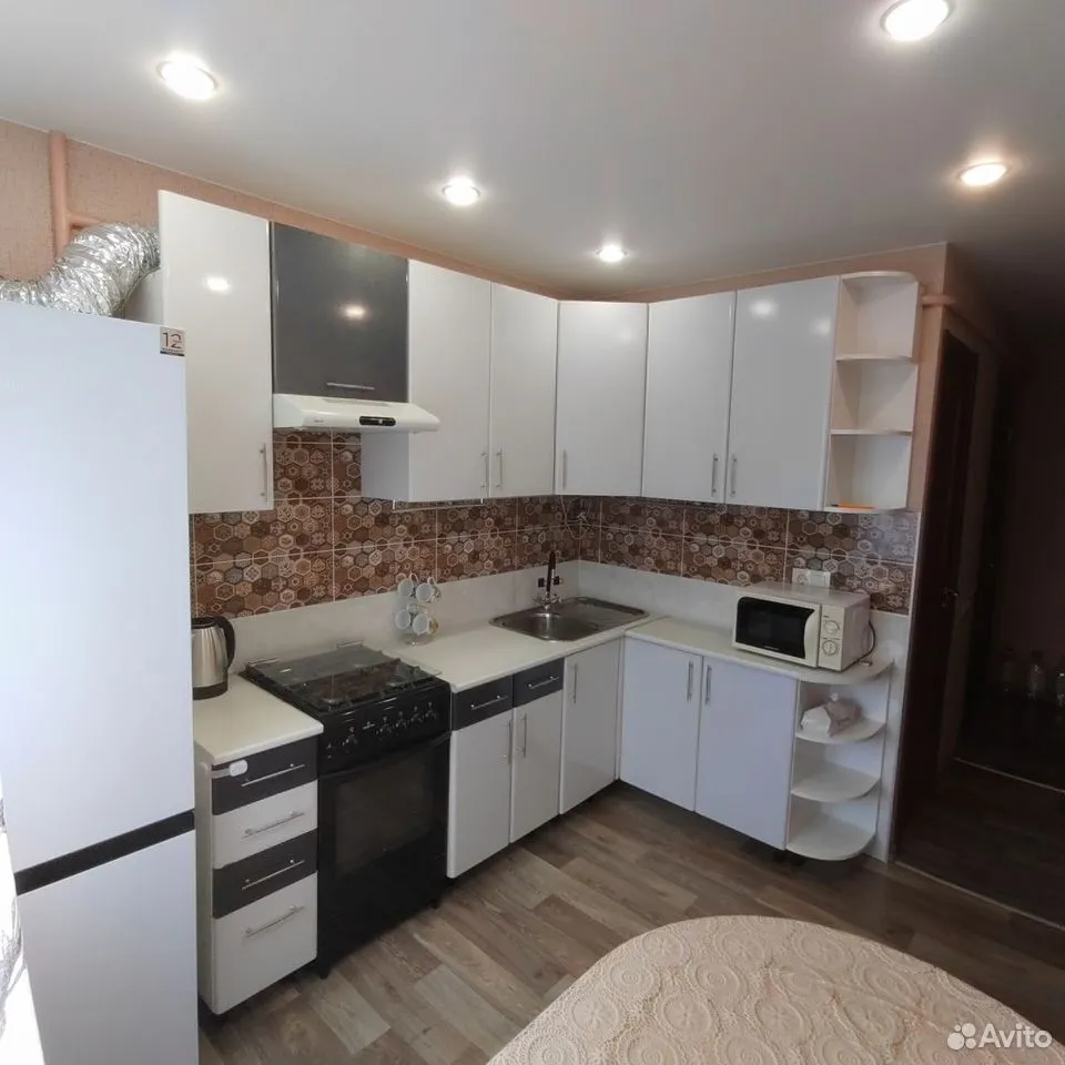 2-к квартира, 46 м², 3/10 эт.