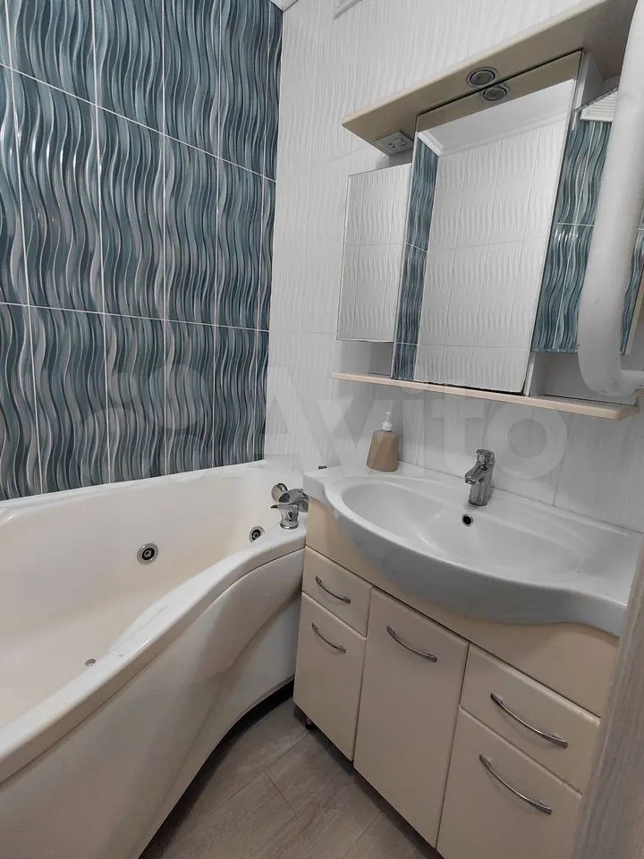 1-к квартира, 38 м², 2/1 эт.