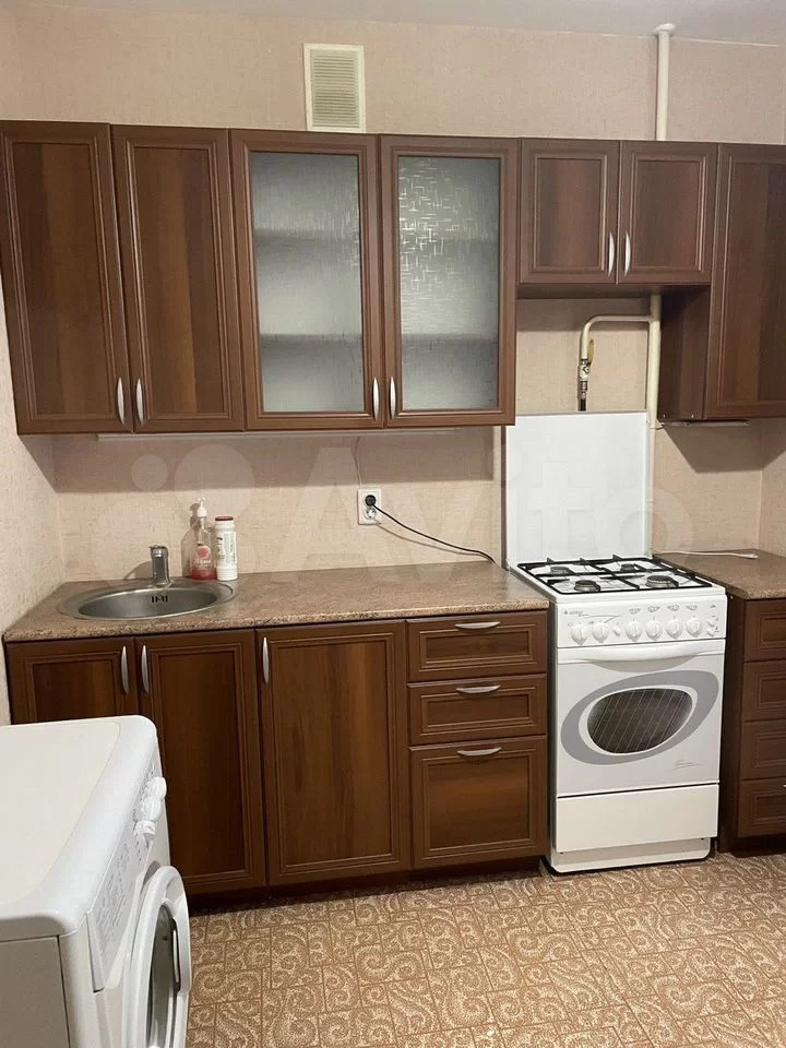 1-к квартира, 40 м², 6/10 эт.
