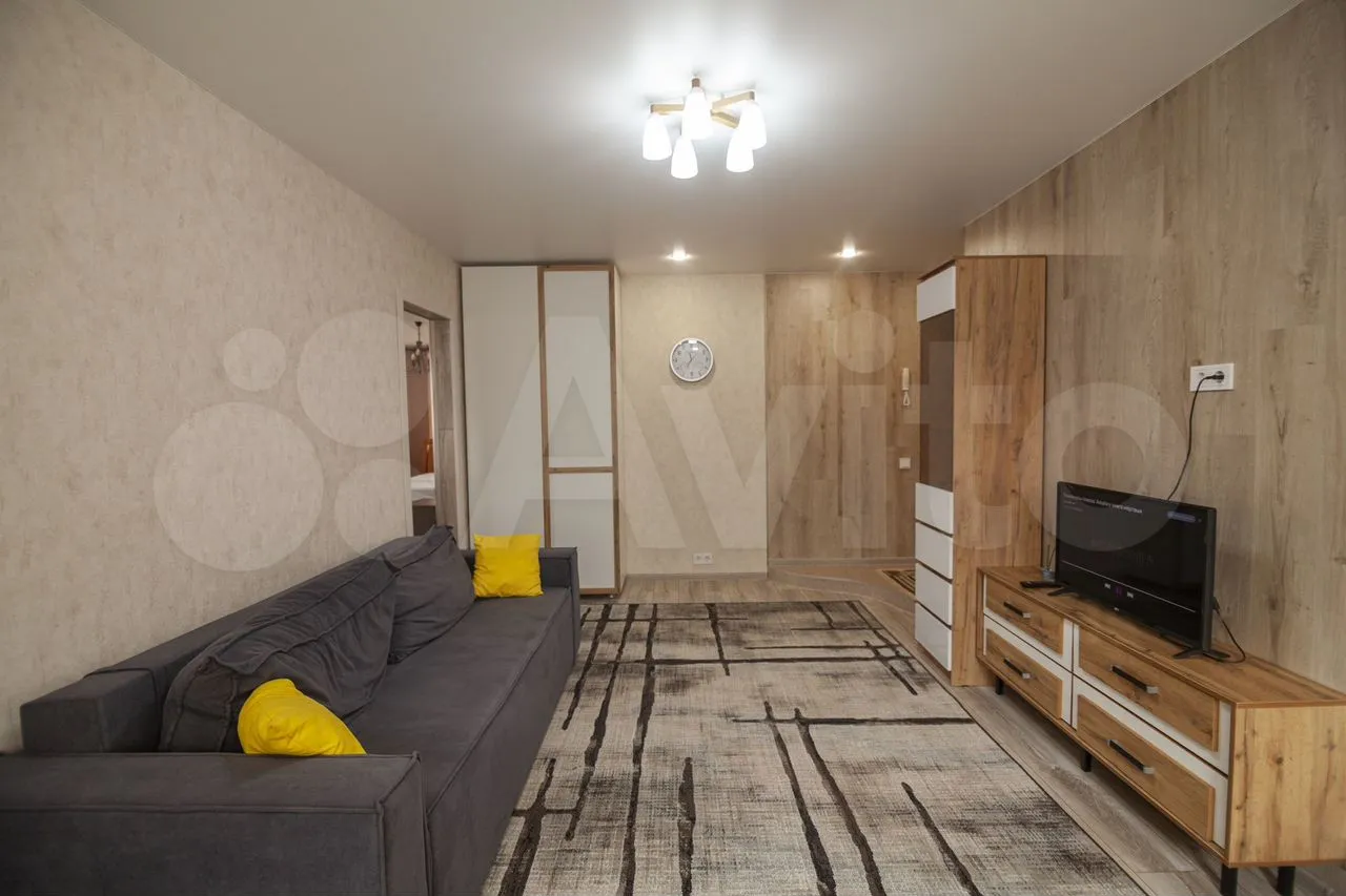 2-к квартира, 42 м², 2/5 эт.
