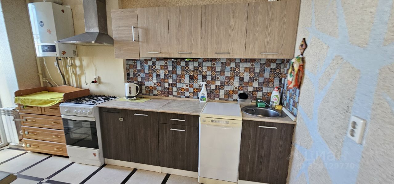 1-к квартира, 36 м², 4/4 эт.