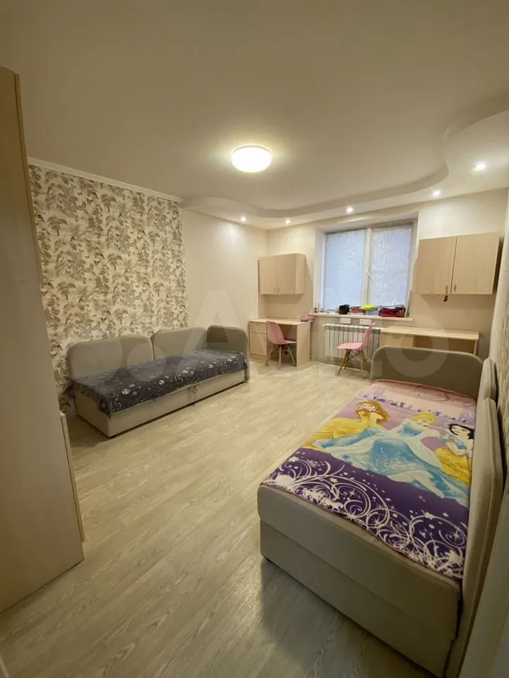 2-к квартира, 60 м², 3/3 эт.