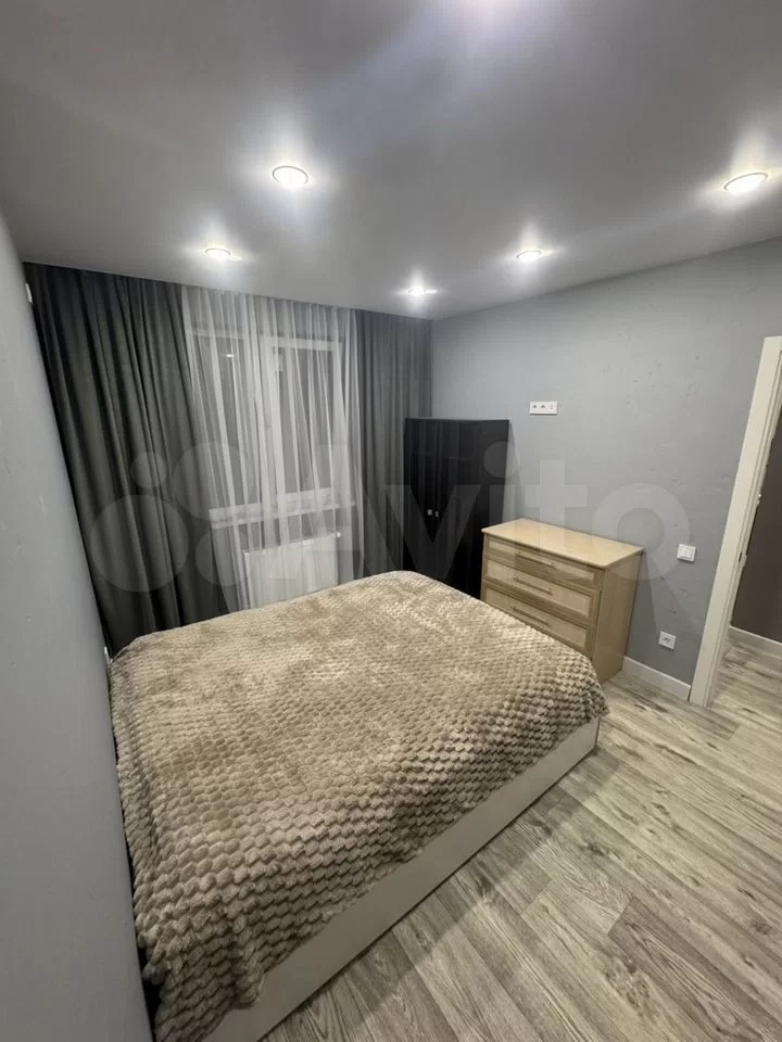2-к квартира, 40 м², 10/10 эт.