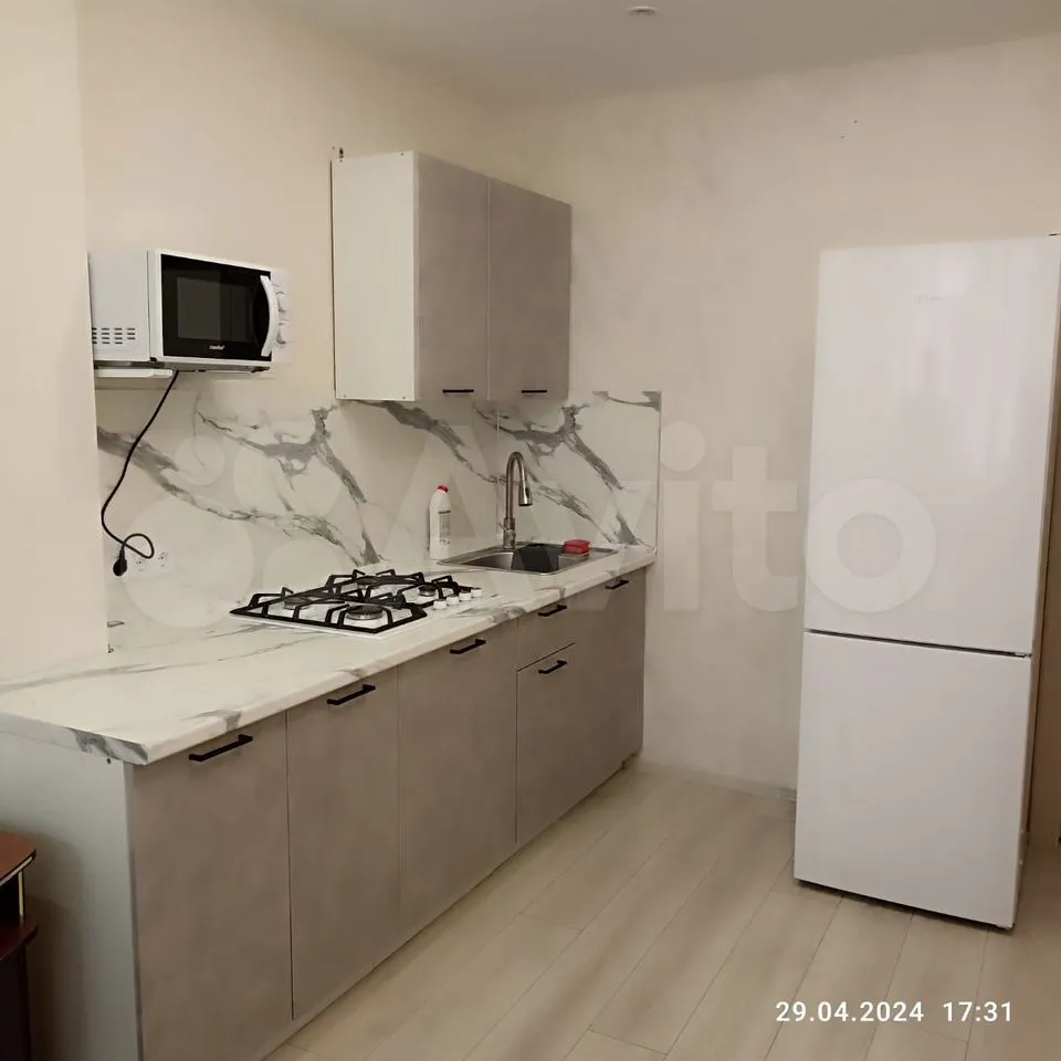 1-к квартира, 40 м², 3/3 эт.