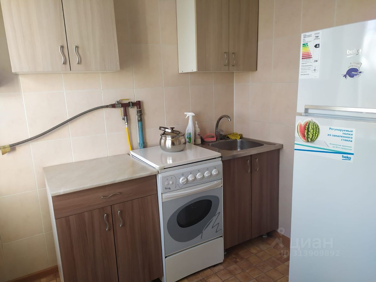 1-к квартира, 32 м², 4/4 эт.