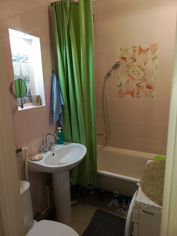 2-к квартира, 47 м², 2/3 эт.