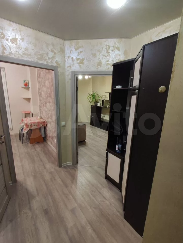 1-к квартира, 36 м², 8/10 эт.