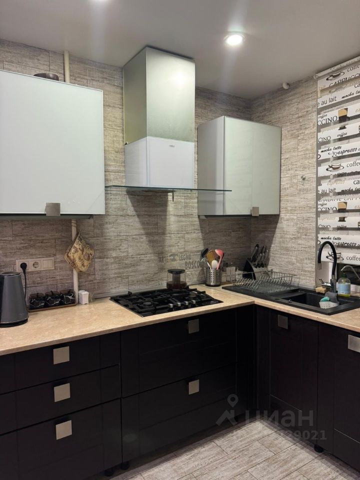 1-к квартира, 46 м², 6/17 эт.
