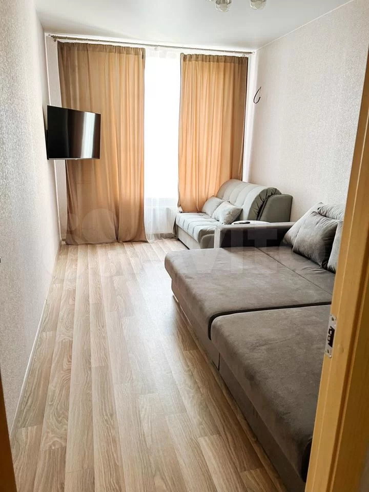 1-к квартира, 40 м², 3/10 эт.