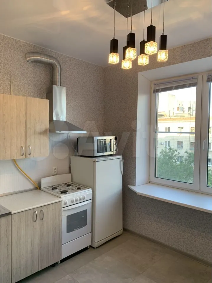 1-к квартира, 38 м², 4/5 эт.