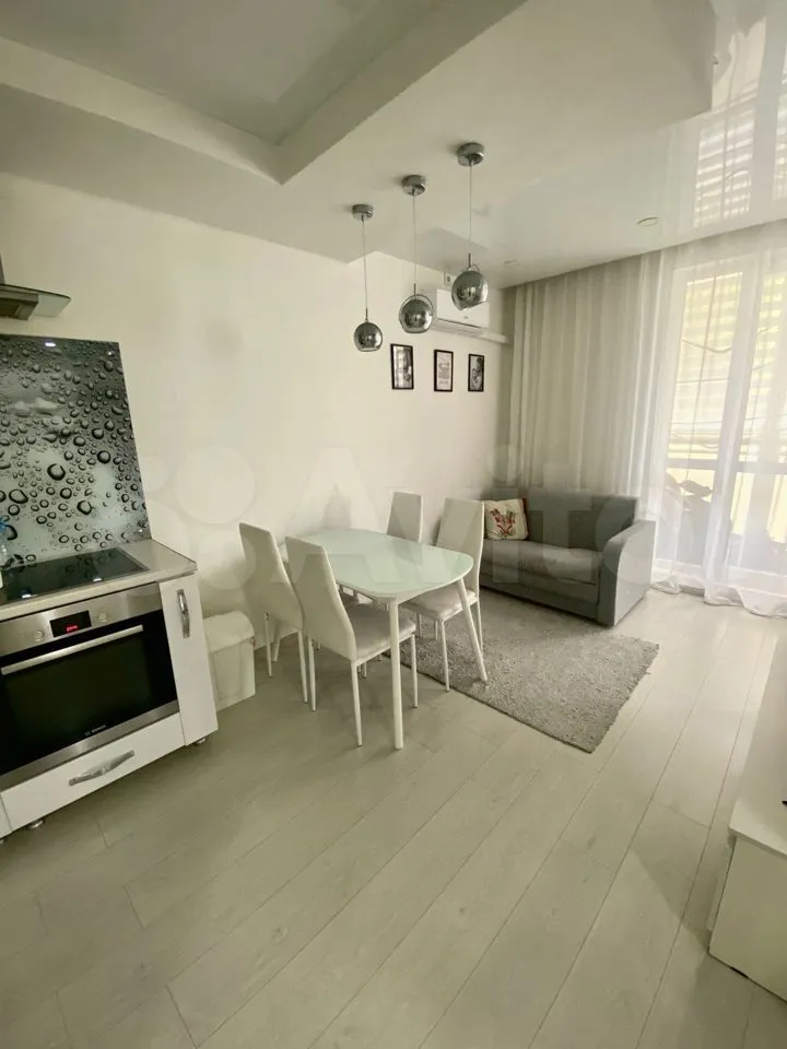 2-к квартира, 42 м², 1/9 эт.
