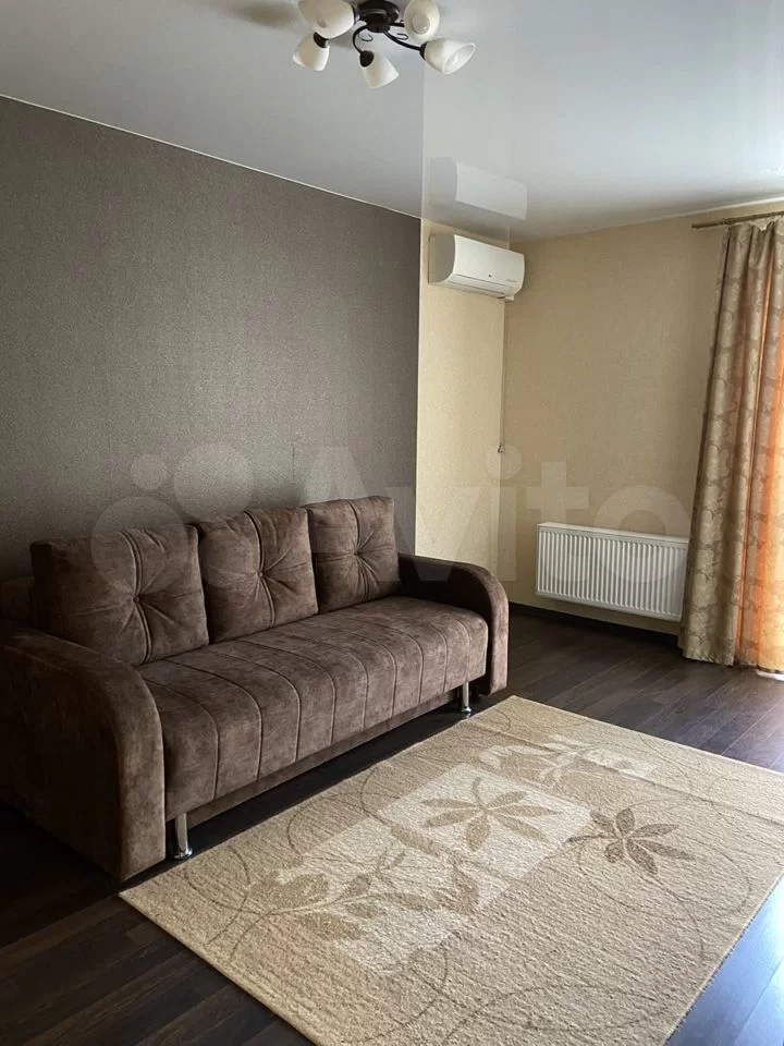 1-к квартира, 39 м², 1/4 эт.