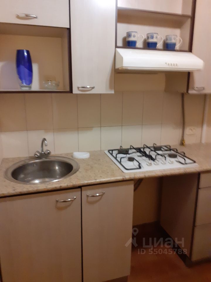 1-к квартира, 32 м², 1/5 эт.