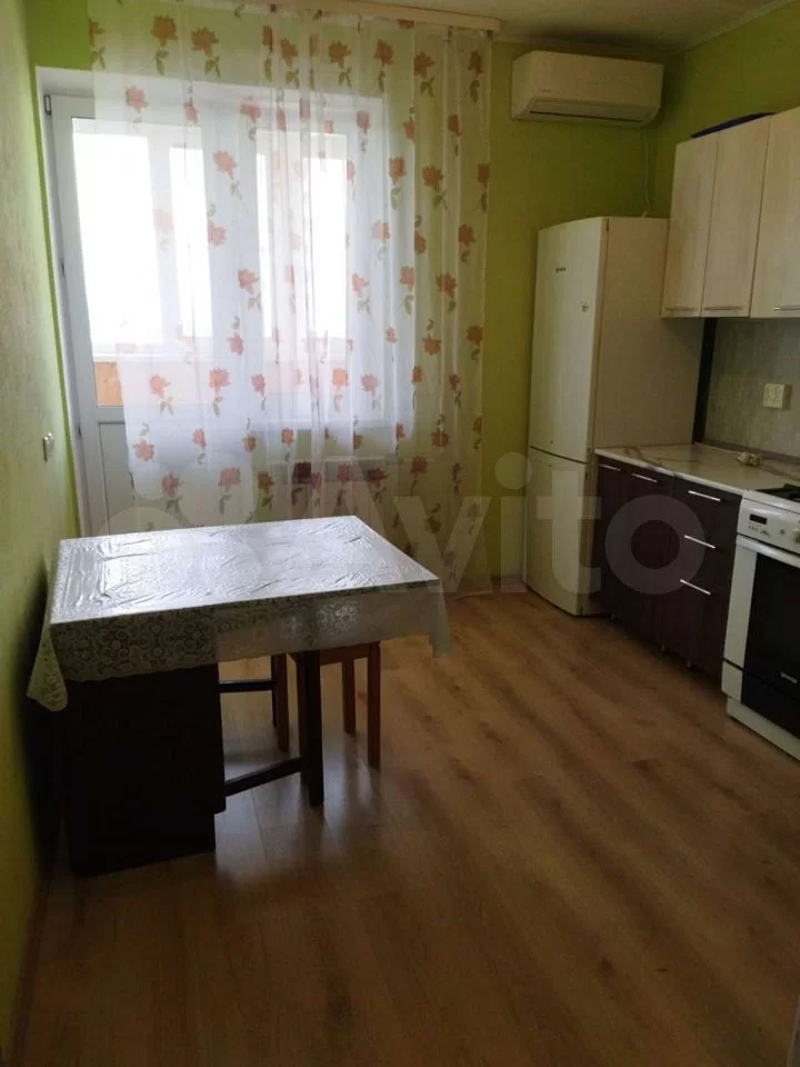 1-к квартира, 43 м², 8/10 эт.