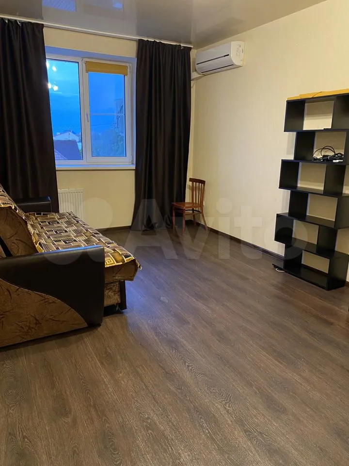 1-к квартира, 38 м², 2/9 эт.