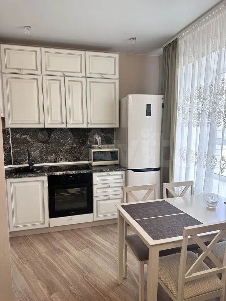 Студия, 37 м², 8/9 эт.