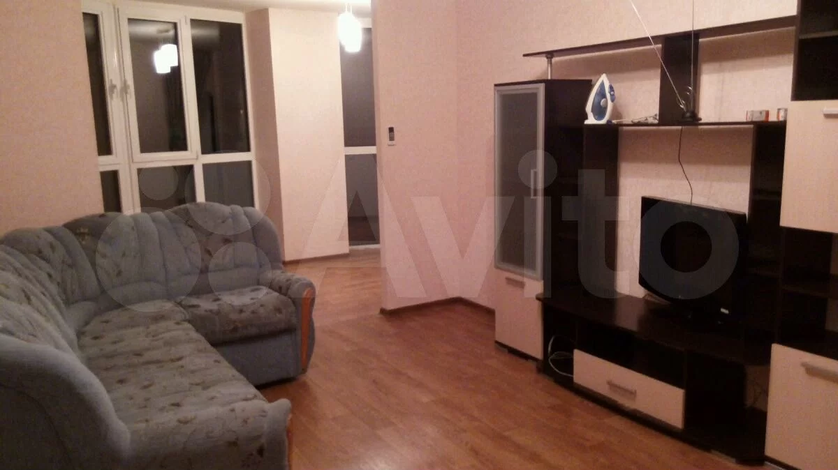 2-к квартира, 67 м², 4/10 эт.