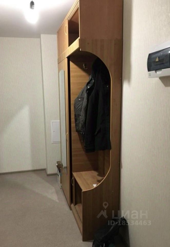 1-к квартира, 44 м², 8/10 эт.