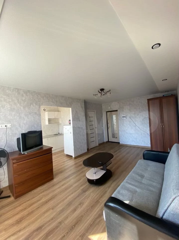 1-к квартира, 40 м², 2/3 эт.